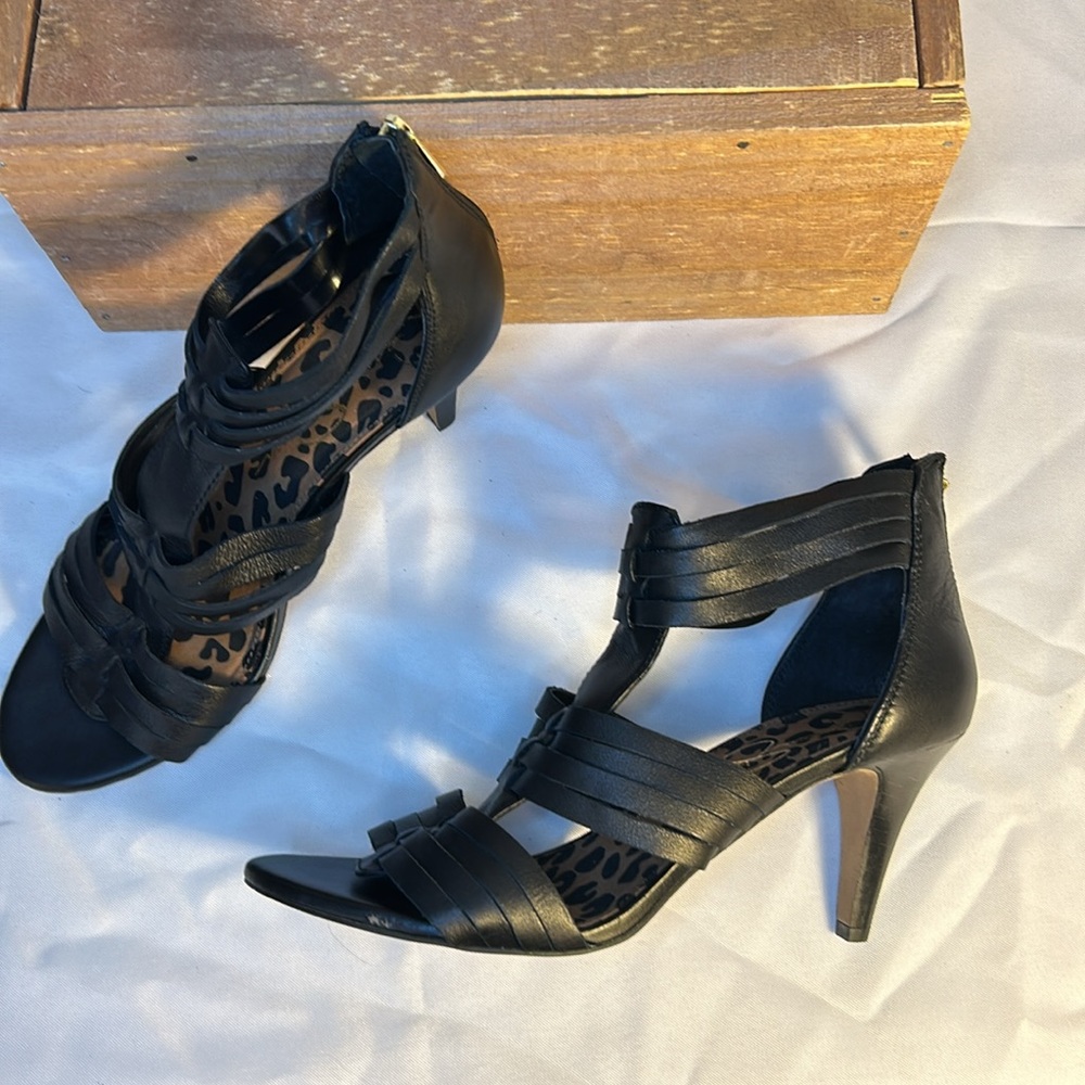 Jessica Simpson black leather ankle strap heels. - Picture 3 of 9